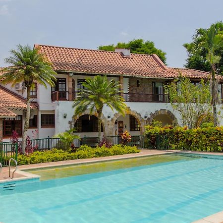 El Edén Hotel Chalet El Castillo By Majuva מראה חיצוני תמונה