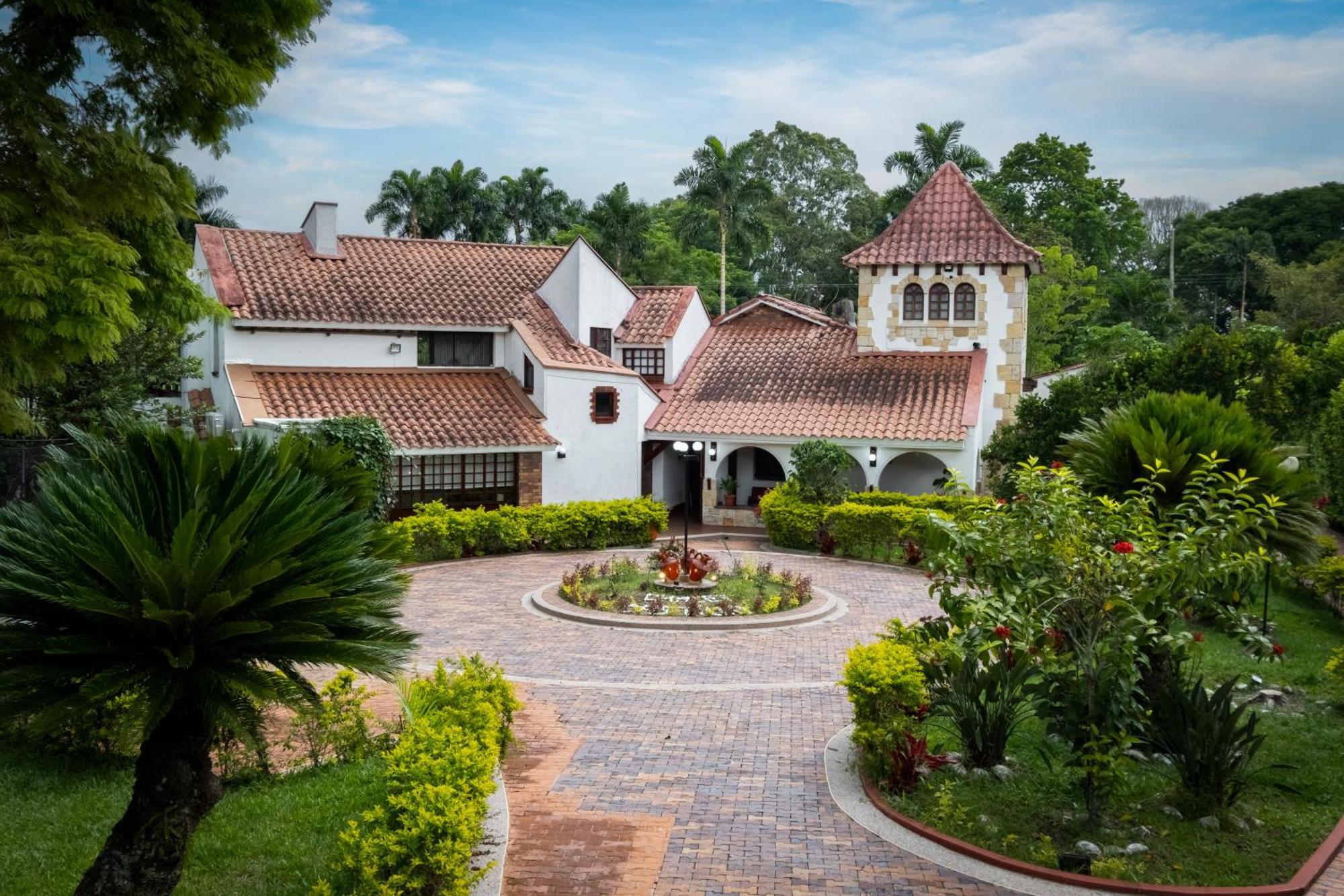 El Edén Hotel Chalet El Castillo By Majuva מראה חיצוני תמונה