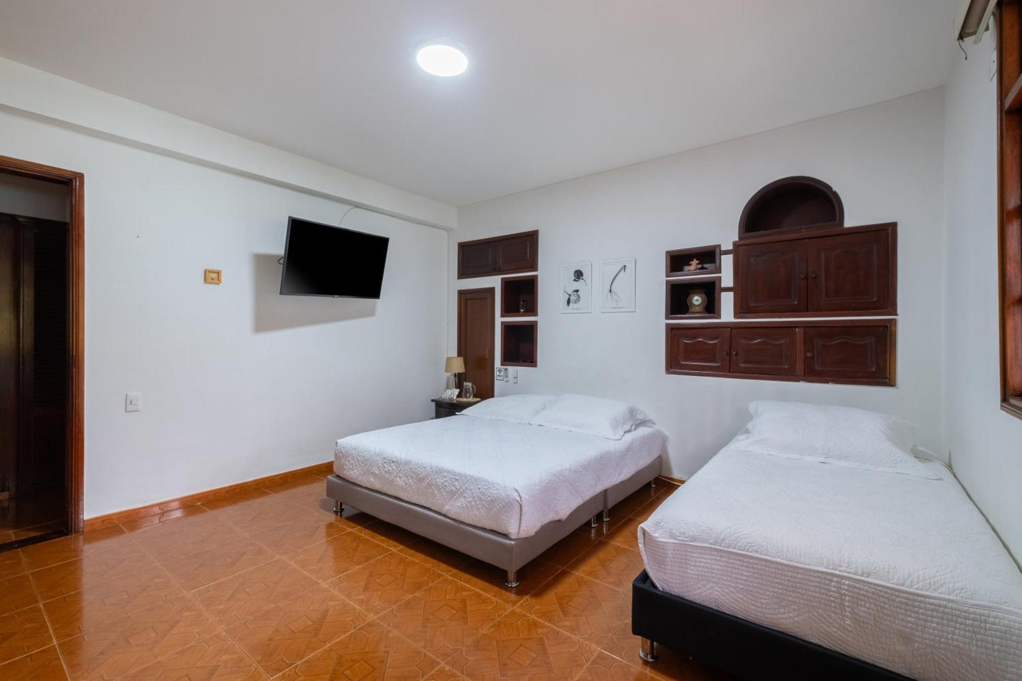El Edén Hotel Chalet El Castillo By Majuva מראה חיצוני תמונה