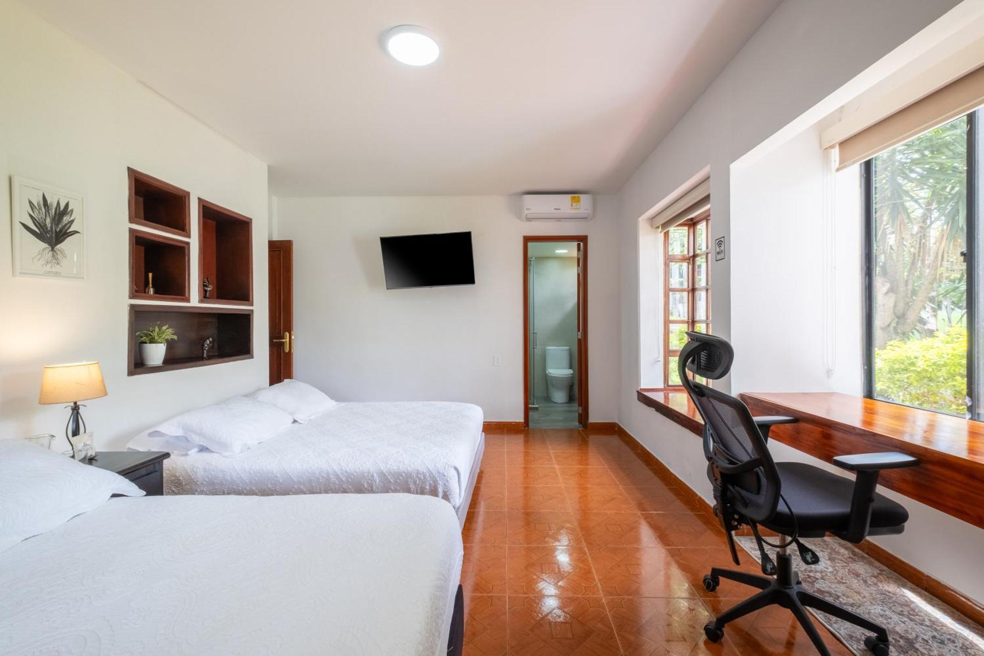 El Edén Hotel Chalet El Castillo By Majuva מראה חיצוני תמונה