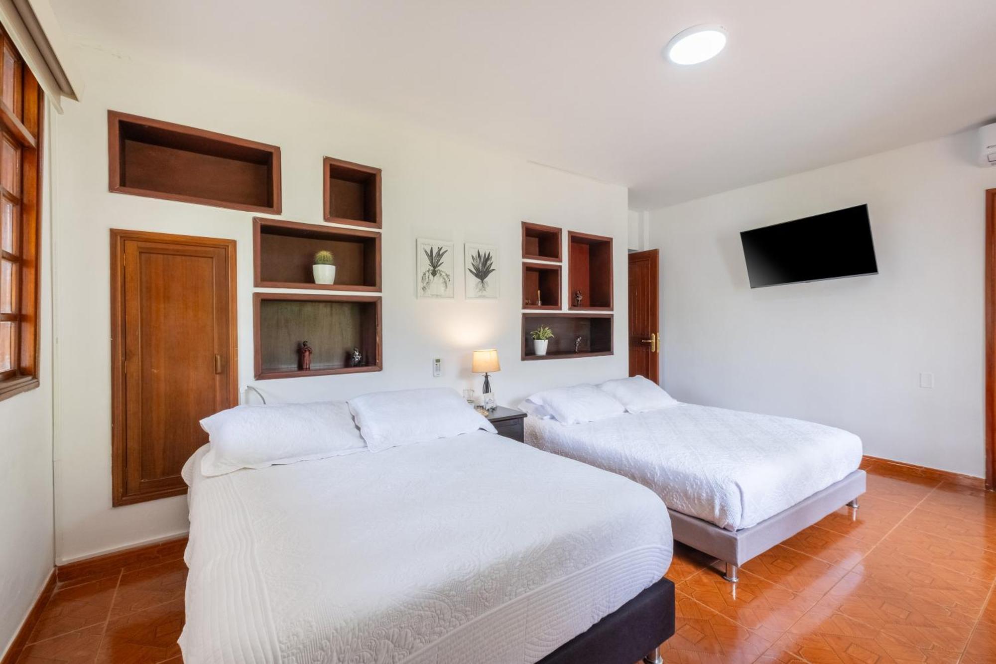 El Edén Hotel Chalet El Castillo By Majuva מראה חיצוני תמונה