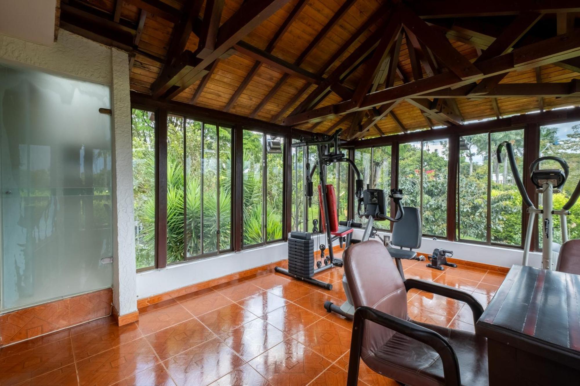 El Edén Hotel Chalet El Castillo By Majuva מראה חיצוני תמונה