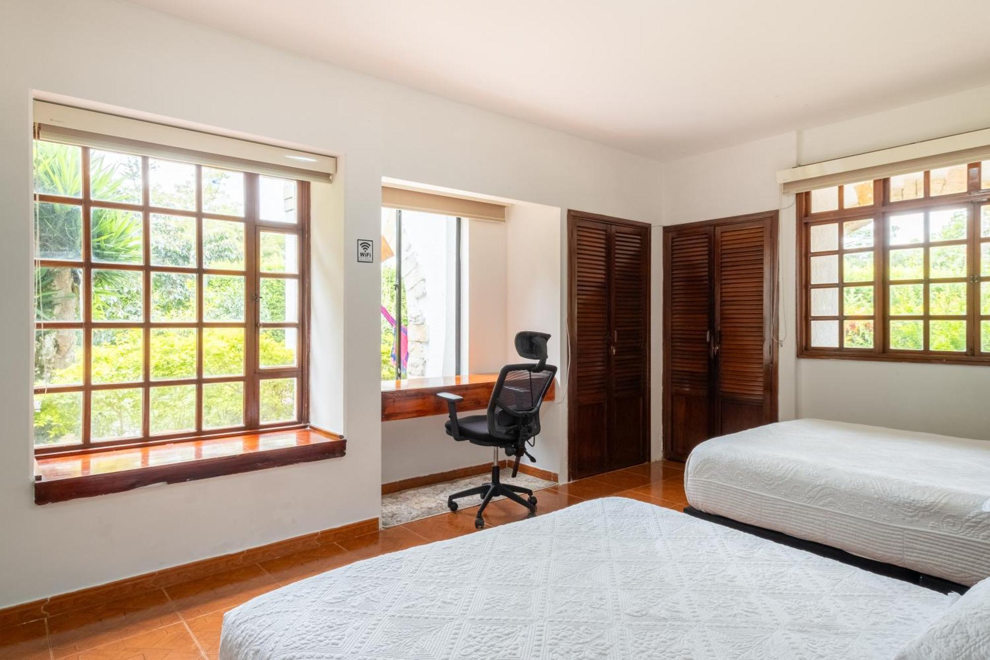 El Edén Hotel Chalet El Castillo By Majuva מראה חיצוני תמונה